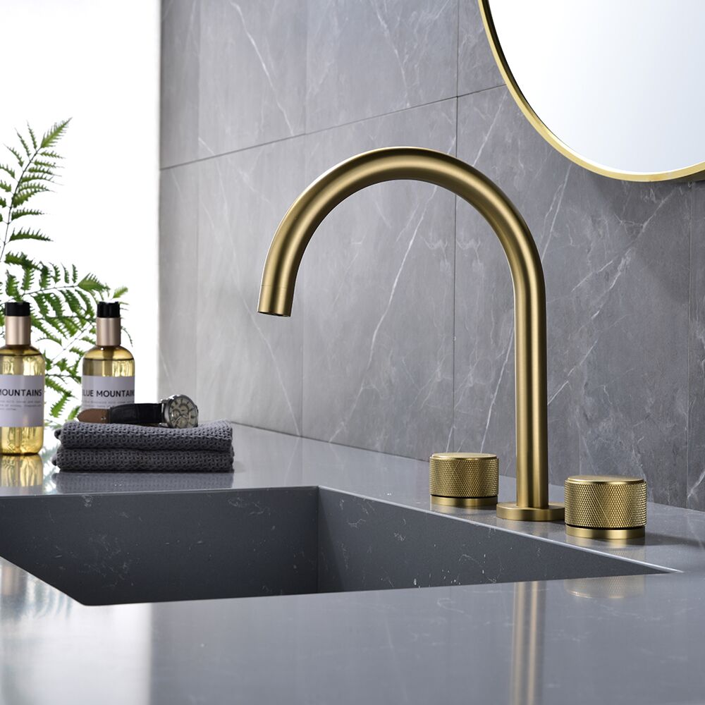Luxury Matte Black Bathroom Sink Faucet Single Handle Waterfall Hot Cold Water Mixer Tap Brass Wash Basin Faucets Modern Widespread Basin Mixer Faucet Brass Ceramic Luxury Matte Black Bathroom Sink Faucet Single Handle Waterfall Hot Cold Water Mixer Tap Brass Wash Basin Faucets