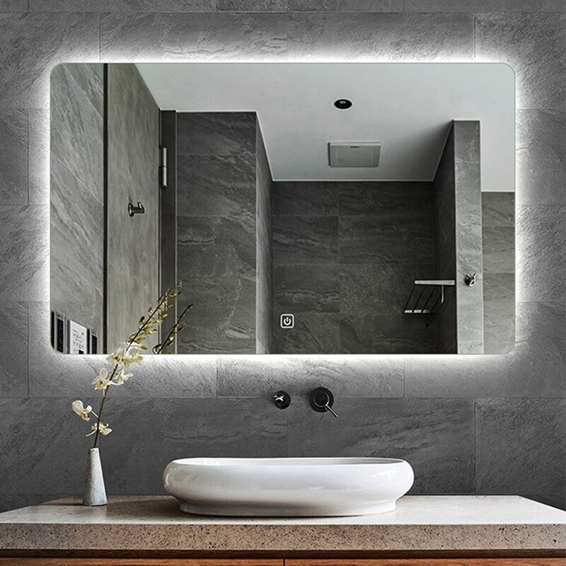 Miroir rectangulaire d'affichage de l'heure de style moderne pour salle de bains, miroir intelligent personnalisé avec désembueur rétro-éclairé par LED Miroir d'affichage de l'heure rectangulaire de style moderne