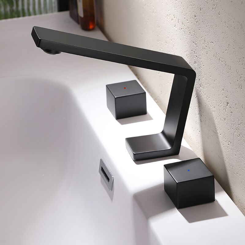 Modern Bathroom Face Basin Faucet Deck Mounted Brass Basin Mixer Faucet Matte Black 3 Holes Vanity Faucet Modern Bathroom Face Basin Faucet Deck Mounted Modern Bathroom Face Basin Faucet Deck Mounted Brass Basin Mixer Faucet Matte Black 3 Holes Vanity Faucet