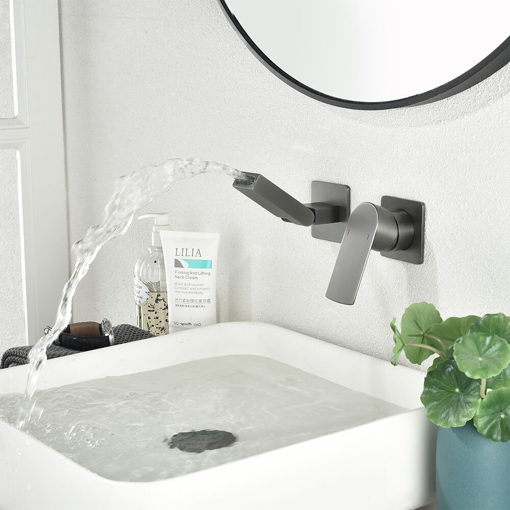 New Design Single-Hole Copper Basin Faucet Sanitary Brass Water Tap Mixer Adjustable Bathroom Faucet New Design Single Hole Copper Basin Faucet New Design Single-Hole Copper Basin Faucet Sanitary Brass Water Tap Mixer Adjustable Bathroom Faucet